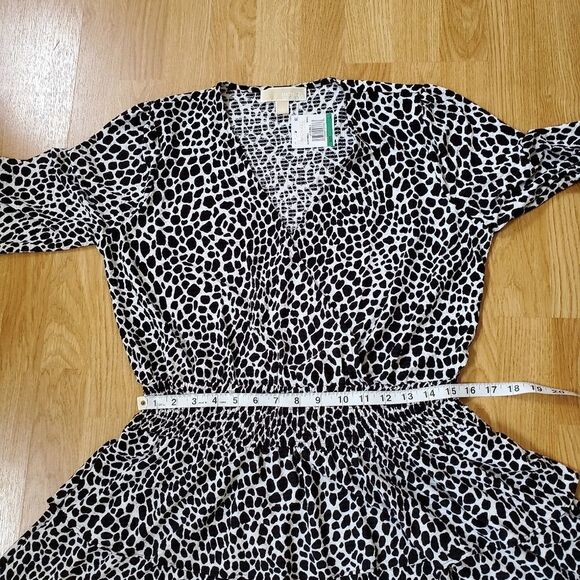 Michael Kors Long Sleeve V-neck Fit Flare Dress size Large - NEW - Picture 12 of 16